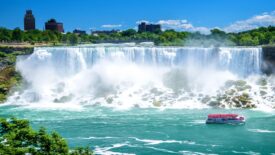 niagara-canada-freepik.jpg